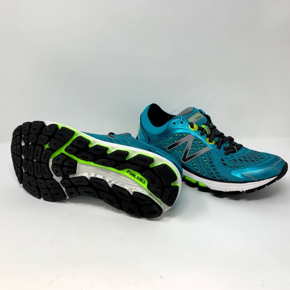 New Balance 1260v7 Women’s Fuel Cell Running Shoes - Picture 2 of 7